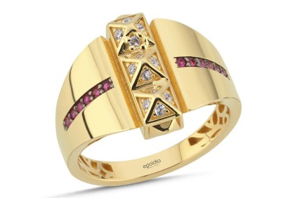 Oval Tasarım Pembe Taşlı Yüzük