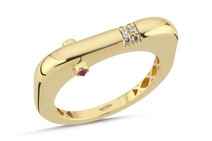 Yatay Tasarım Pembe Taşlı Yüzük