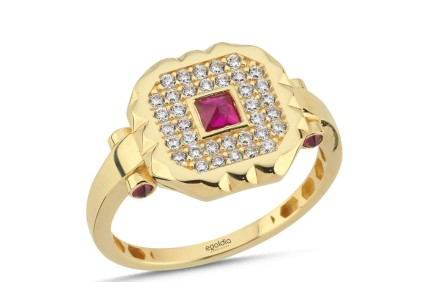 Dörtgen Tasarım Pembe Taşlı Yüzük