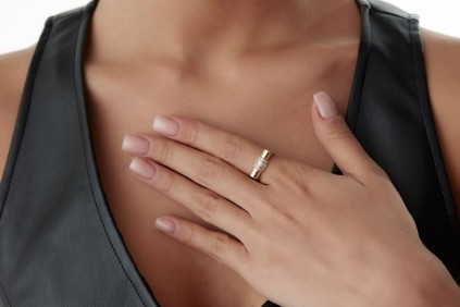 Baget Sıralı Yassı Tasarım Yüzük