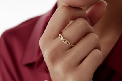 Baget Taşlı Sonsuz Tasarım Yüzük