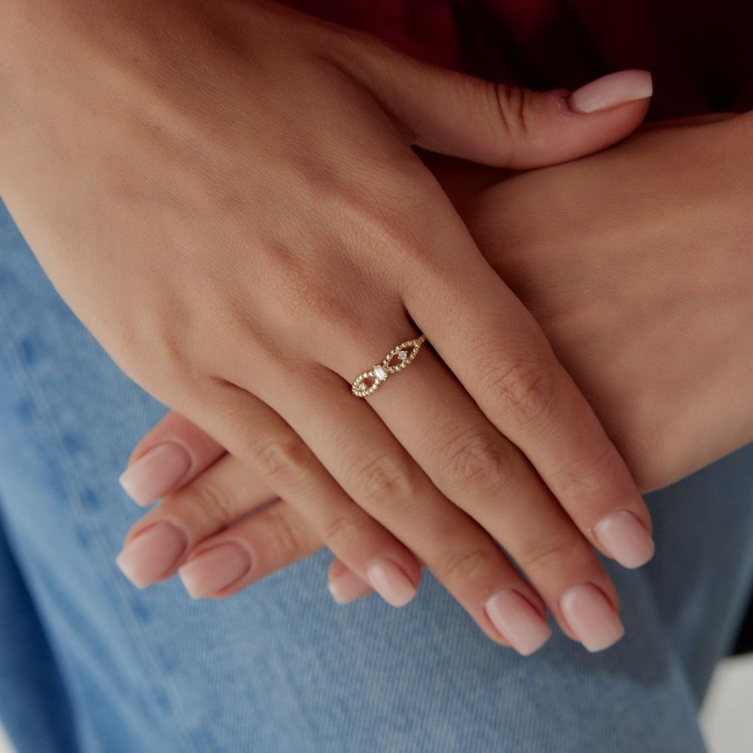 Baget Taşlı Sonsuz Tasarım Yüzük