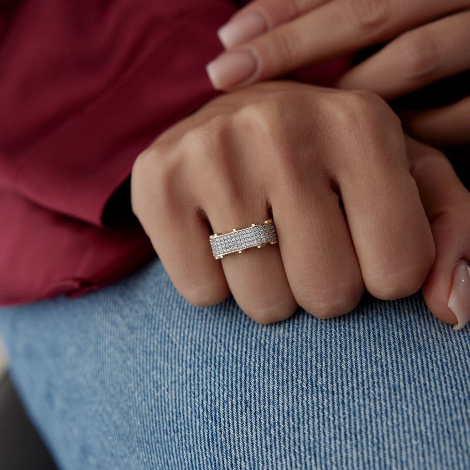 Pembe Köşelı Yüzük