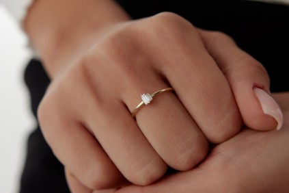 Baget Taşlı Yüzük