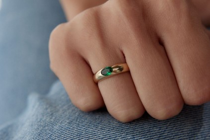 Yeşil Taşlı Yassı Tasarım Yüzük