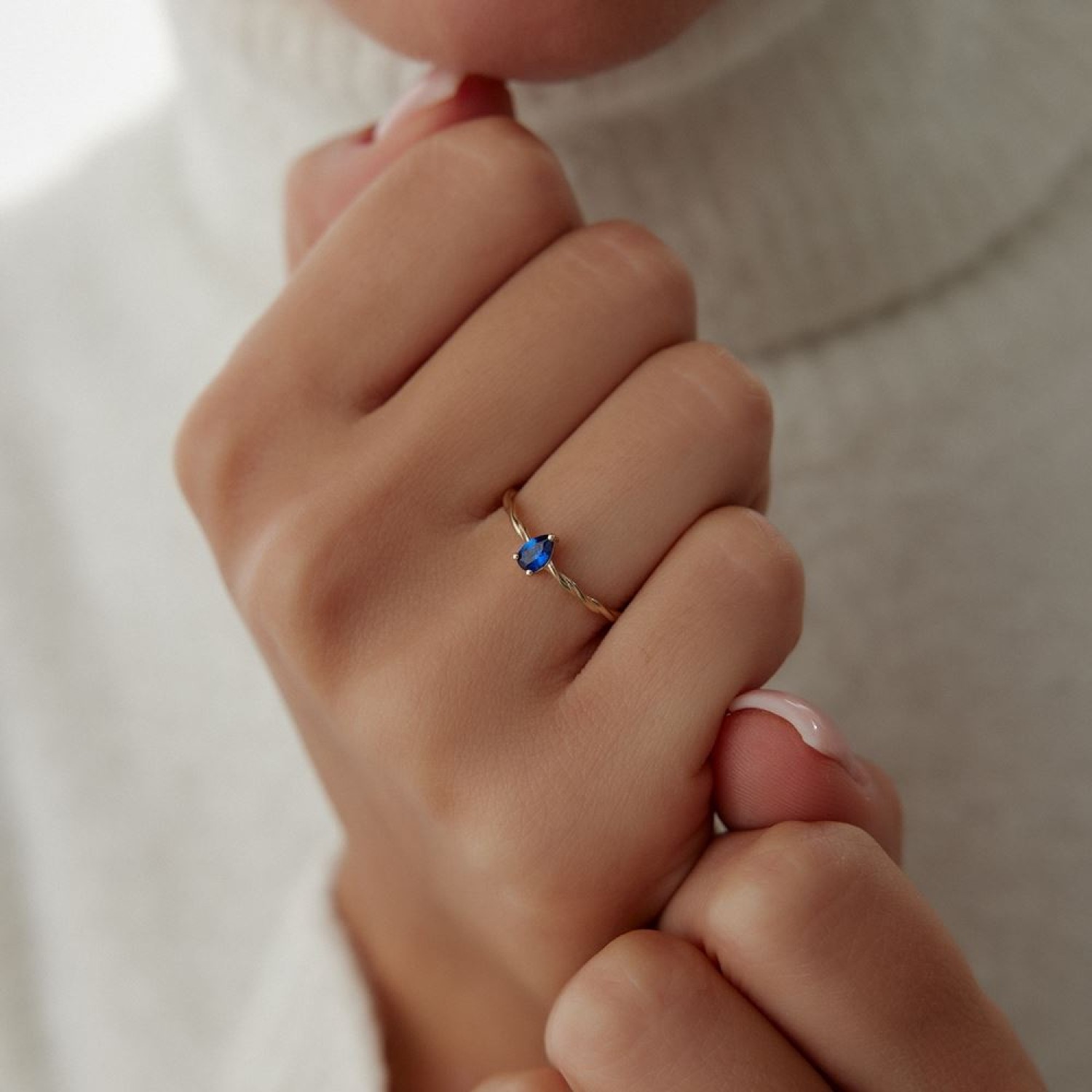 Mavi Damla Taşlı Burgu Tasarım Yüzük