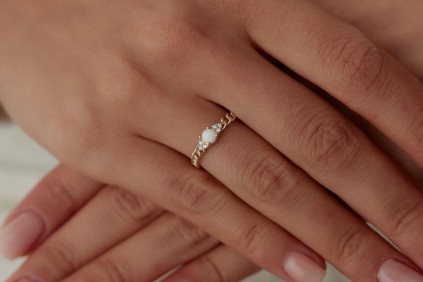 Gurmet Sedef Taşlı Yüzük