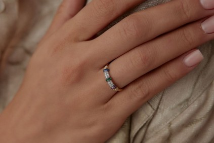 Renga Renk Taşlı Yassı Tasarım Yüzük