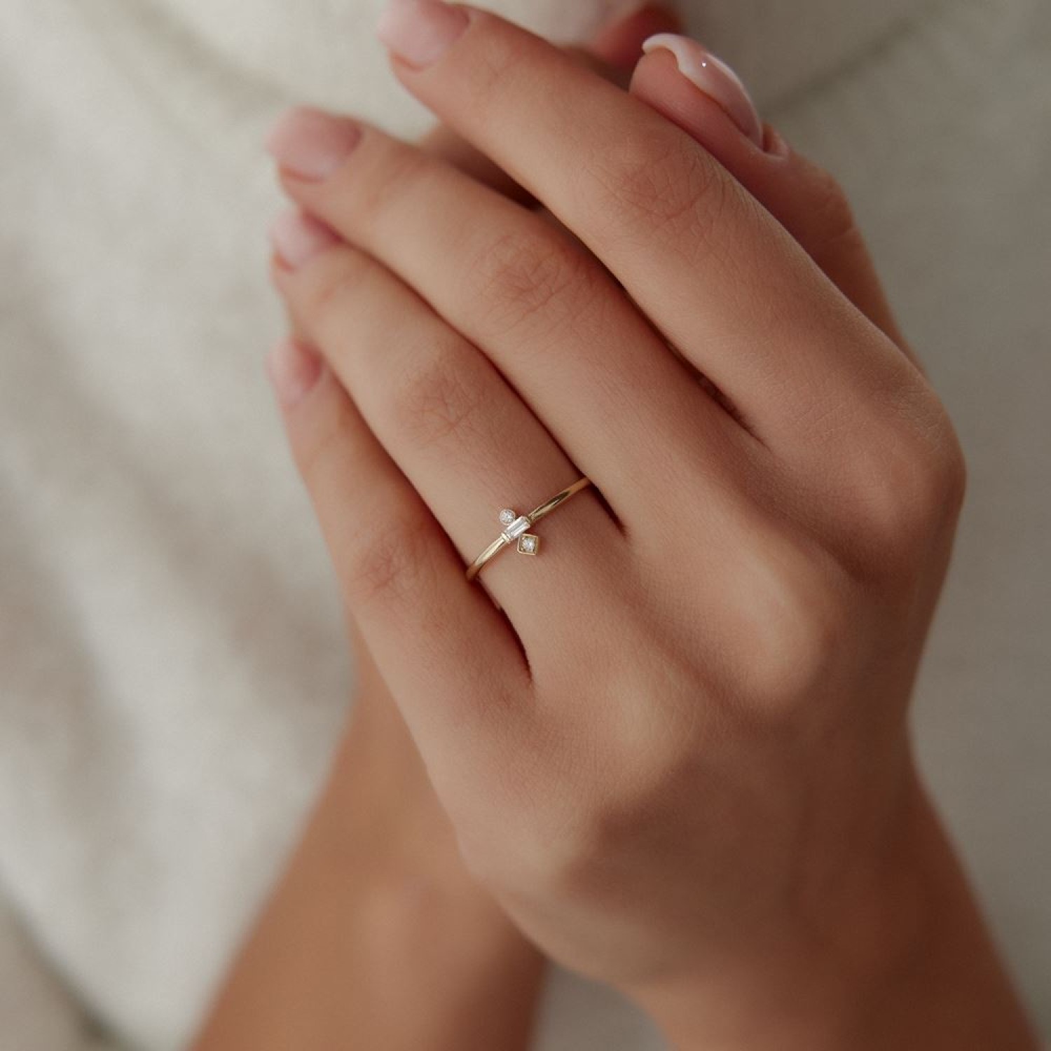 Baget Damla Taşlı Yüzük