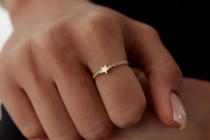 Yıldız Nokta Taşlı Tasarım Yüzük