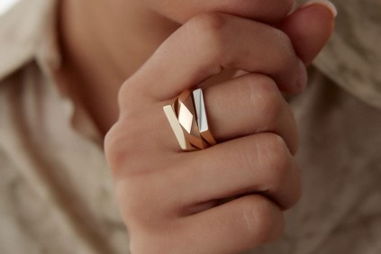 Üç Renk Yatay Geometrik Tasarım Yüzük