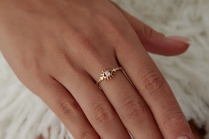 Göz Taşlı Yüzük