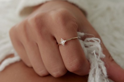 Baget Taşlı Yüzük