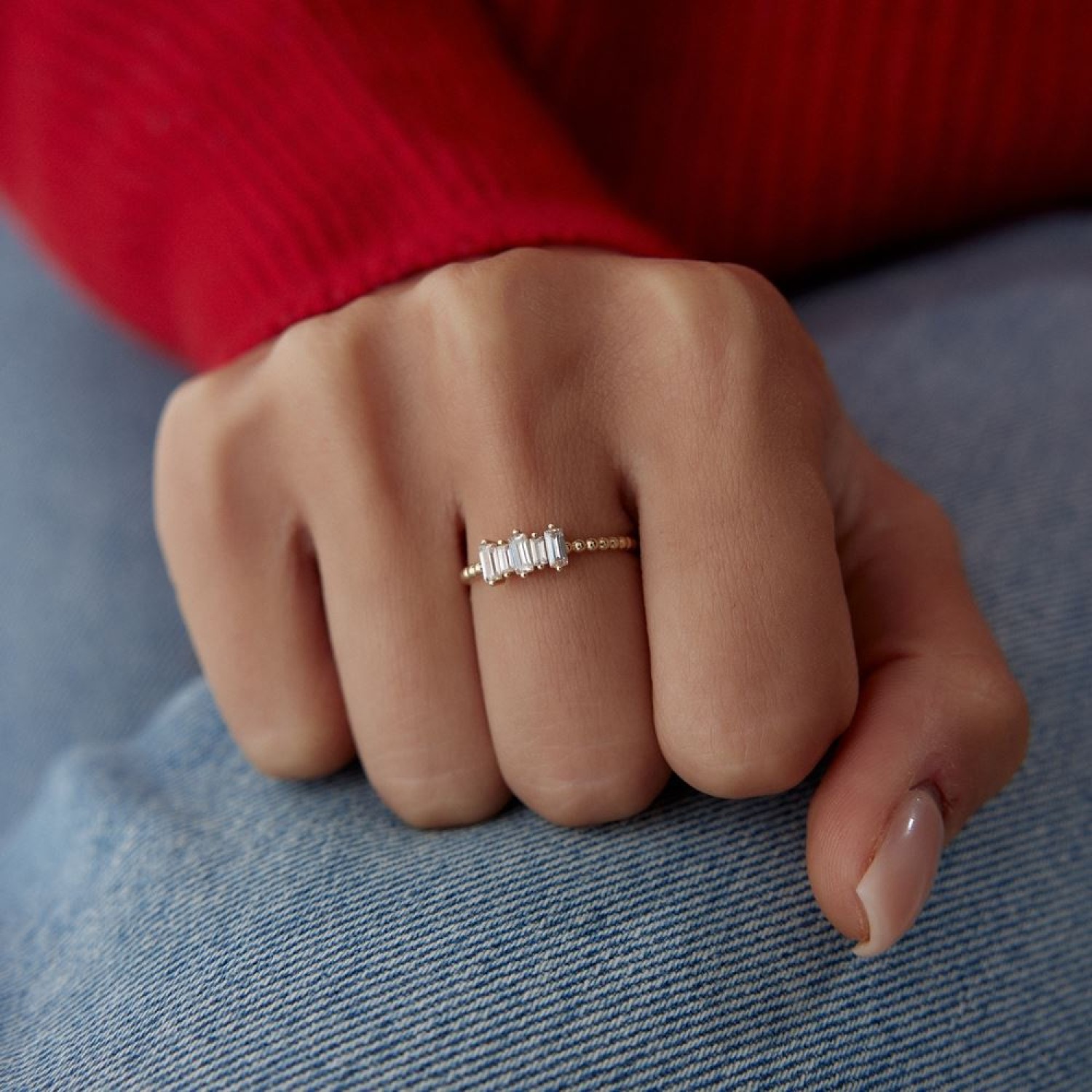 Burgu Tasarım Baget Taşlı Yüzük