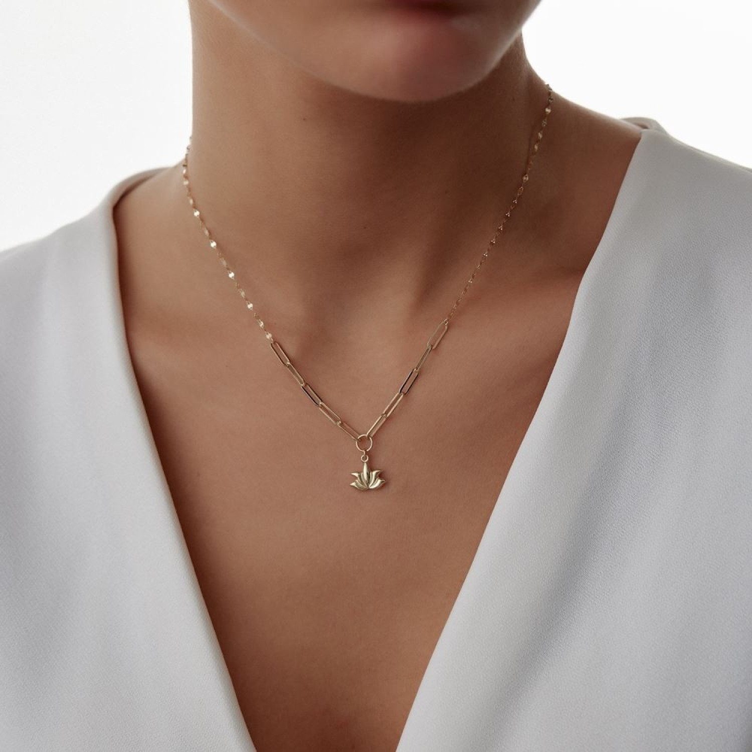 Yaprak Tasarım Kolye