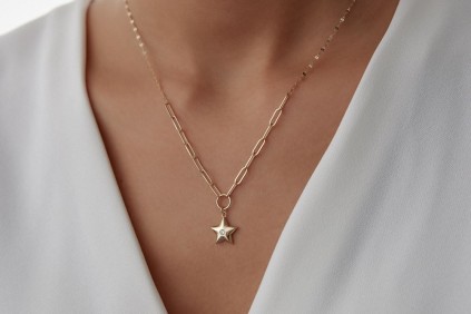 Kalp Ataç Pullu Taşlı Kolye