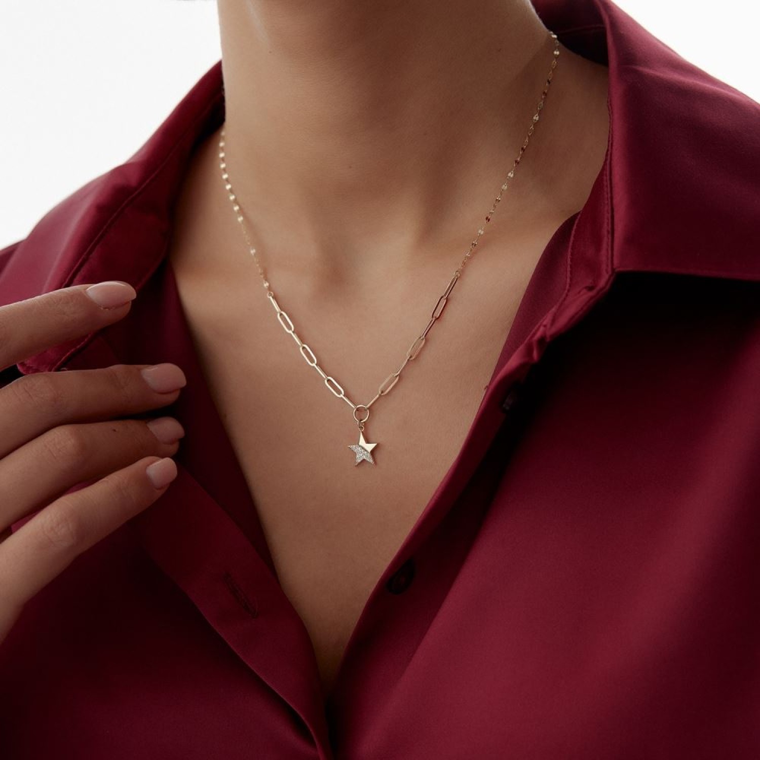 Yıldız Ataç Pullu Taşlı Kolye