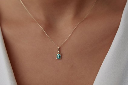 Kaplumbağa Mineli Tasarım Kolye