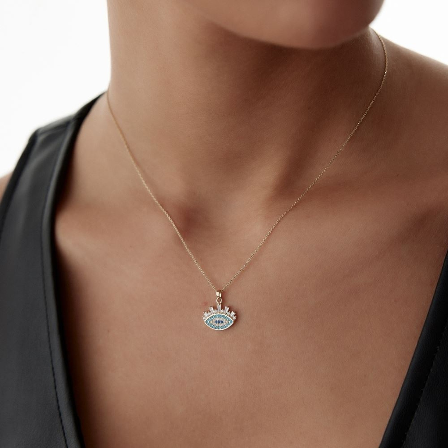 Renkli Parçalı Taşlı Göz Kolye