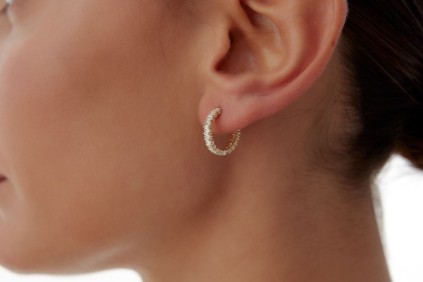 Baget Sıralı Taşlı Küpe