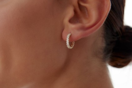 Baget Sıralı Taşlı Küpe