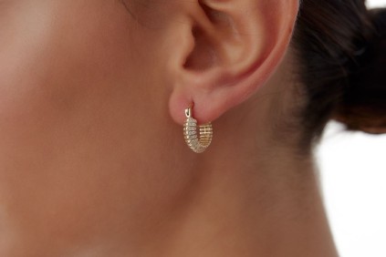 İstiridye Halka Taşlı Küpe