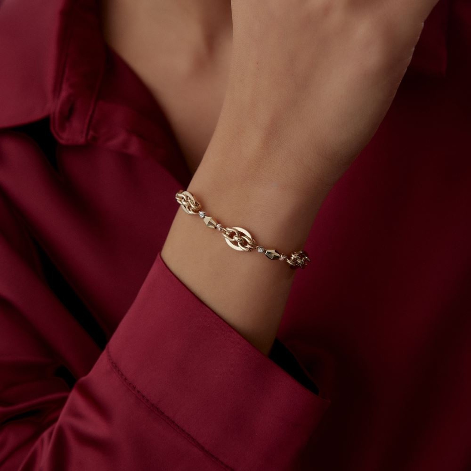 Hallow Dorika Tasarım Bileklik