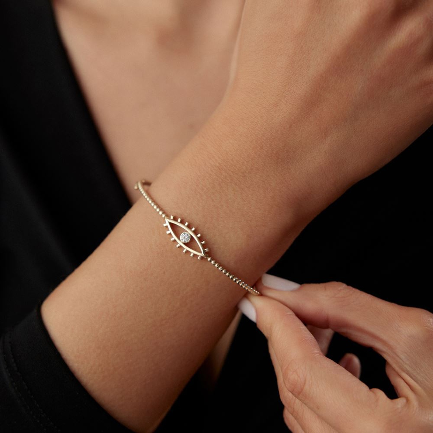 Göz Tasarım Taşlı Kelepçe