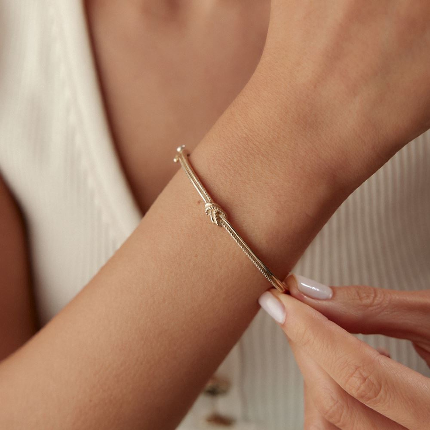 Dügüm Tasarım Kelepçe