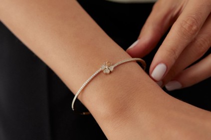 Yonca Taşlı Kelepçe