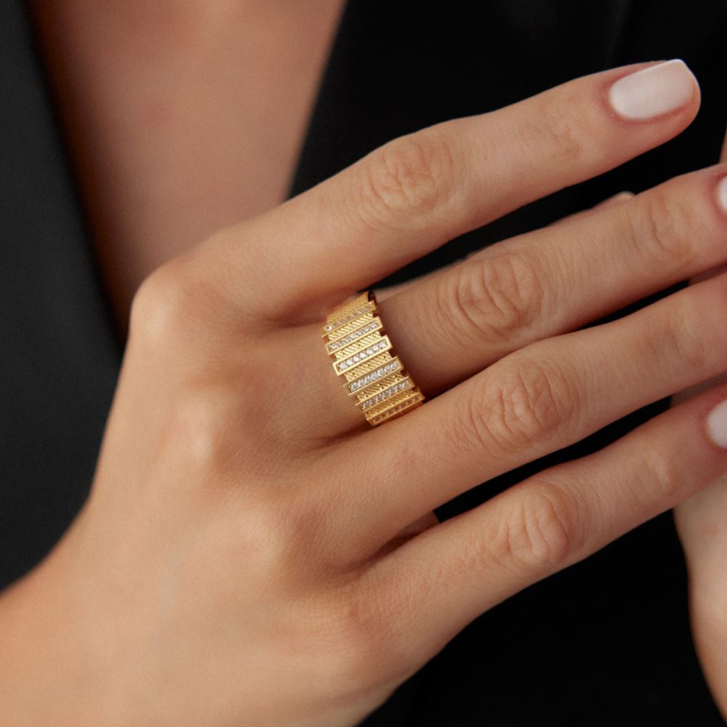 Senfoni Kalze Taşlı Yüzük