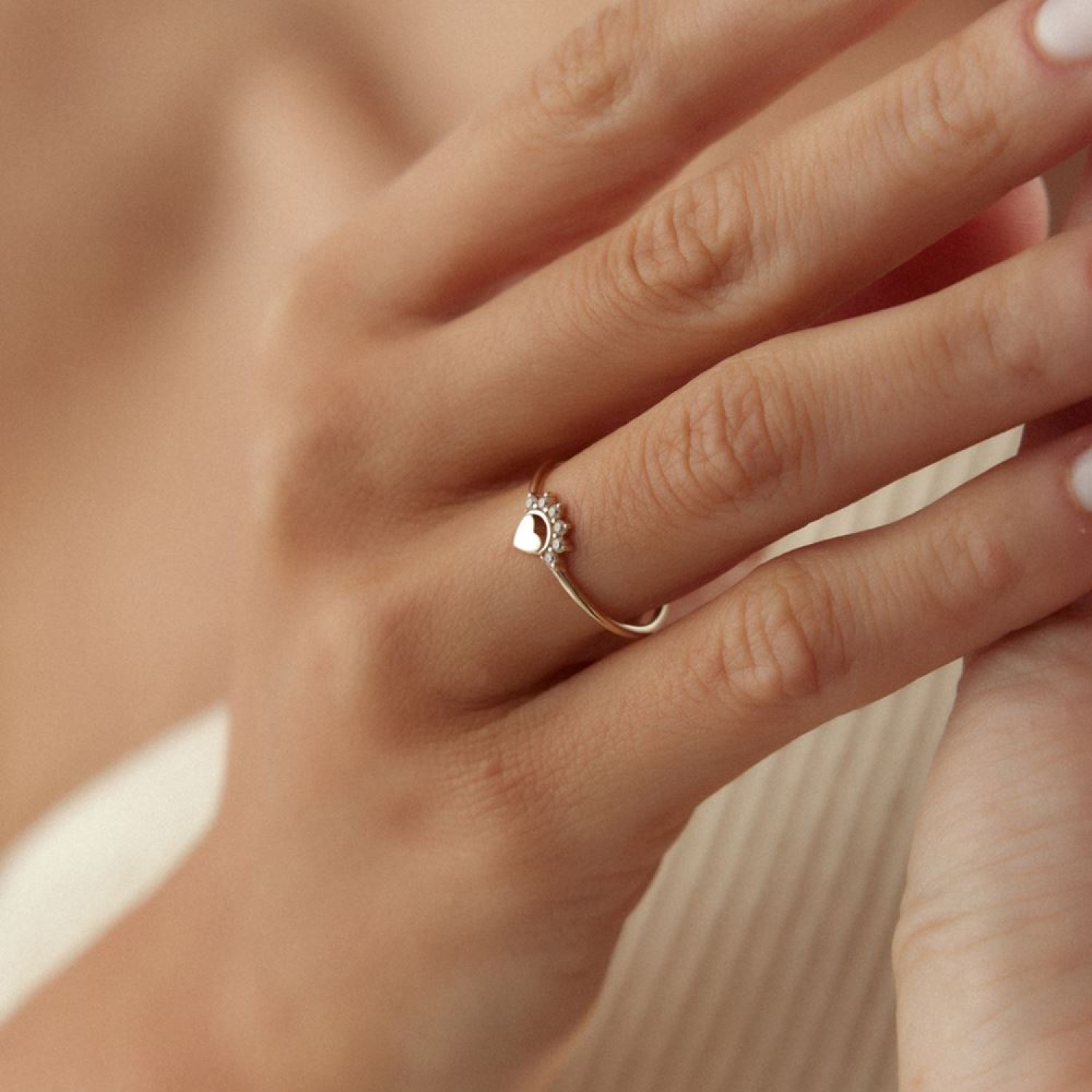 Kalp Taşlı Yüzük