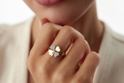 Yonca Taşlı Yüzük