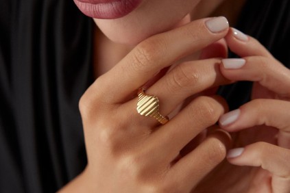 Kırmızı Kaburga Yüzük