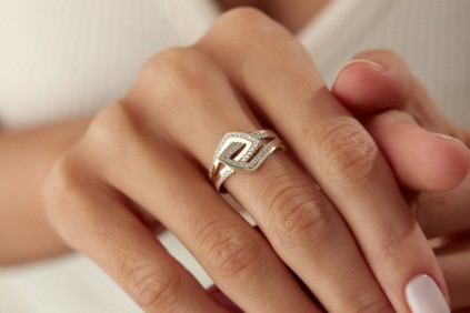 Geometrik Taşlı Yüzük