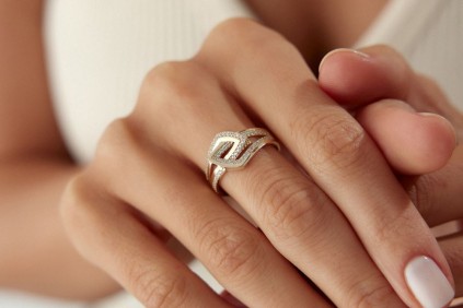 Geometrik Taşlı Yüzük