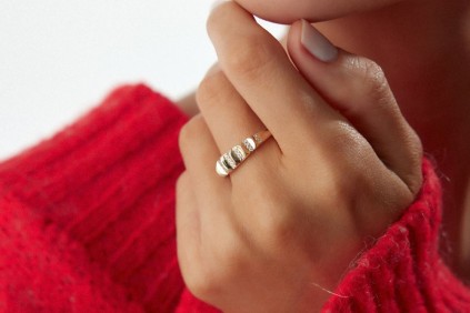 Sıralı Taşlı Yüzük