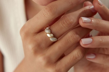 Midye Taşlı Yüzük