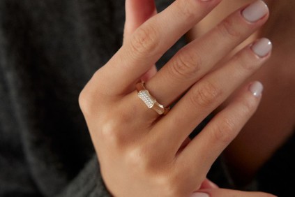 Bombeli Taşlı Yüzük