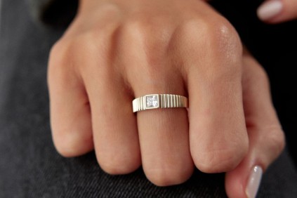 Baget Taşlı Sıralı Yüzük