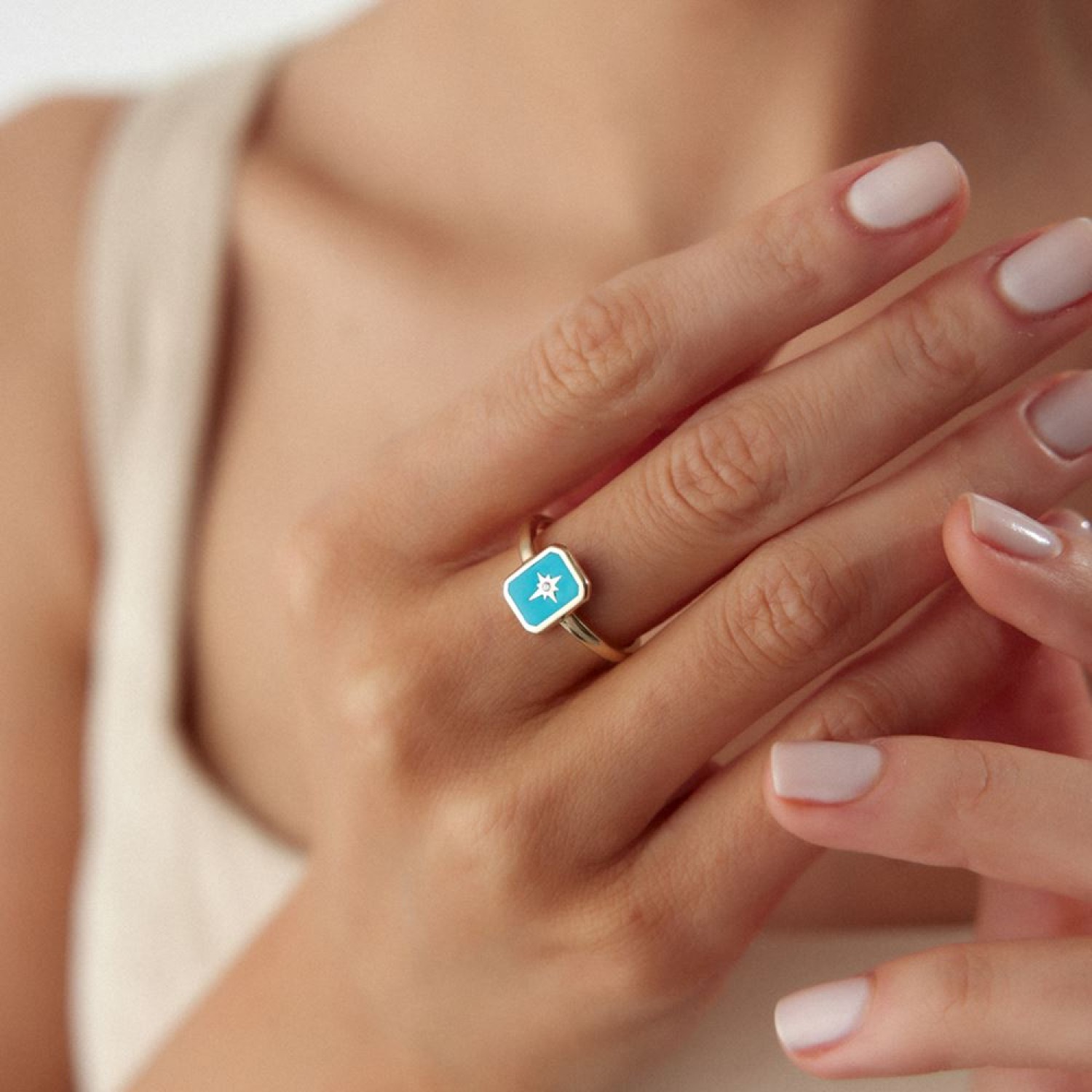 Deniz Yıldız Mineli Yüzük