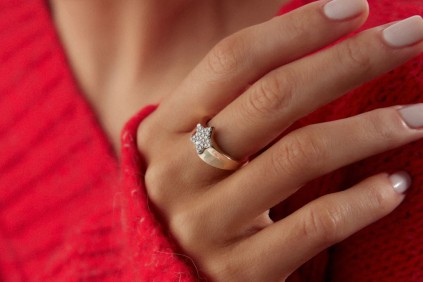 Yıldız Taşlı Yüzük