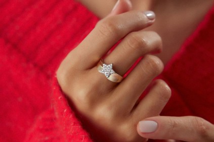 Yıldız Taşlı Yüzük