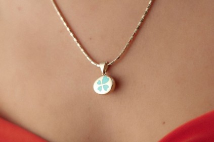 Turkuaz Yonca Mineli Kolye Ucu