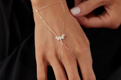 Kelebek Taşlı Şahmeran