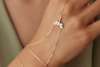 Kelebek Taşlı Şahmeran