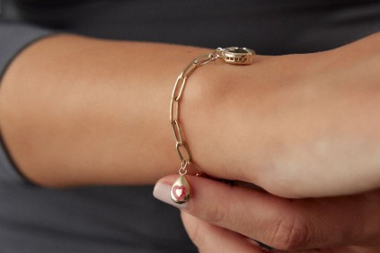 Taşlı Kalpli Bileklik