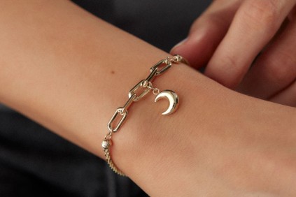 Ay Tasarımlı Bileklik