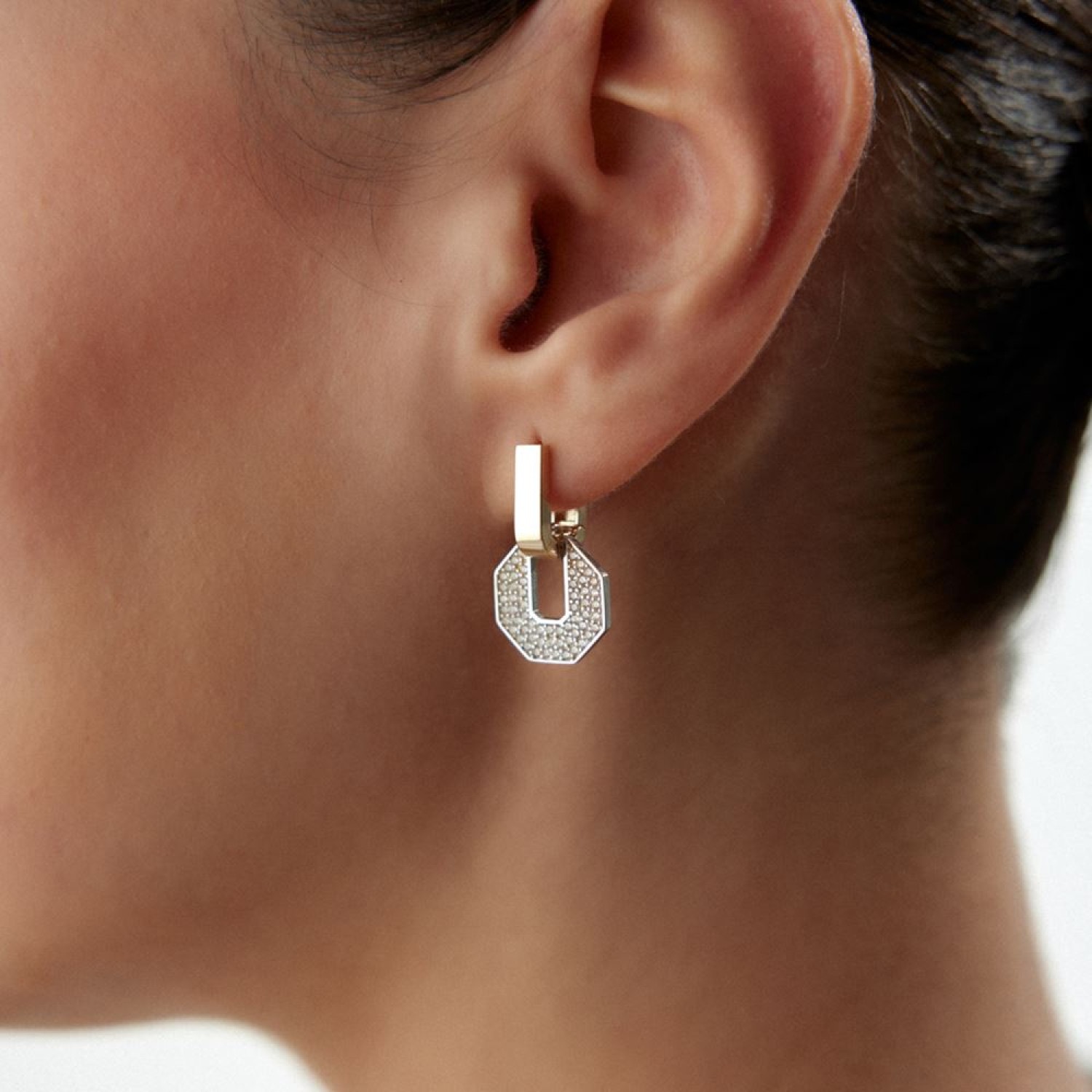 U Tasarım Taşlı Sallantı Küpe