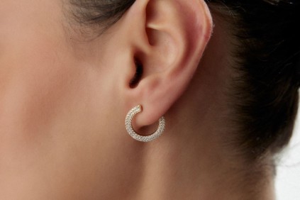 Taşlı C Tasarım Küpe